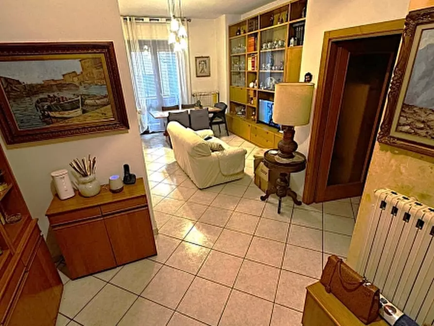 Immagine 3 di Appartamento in vendita  in PIAZZA DANTE ALIGHIERI a Borgo San Lorenzo