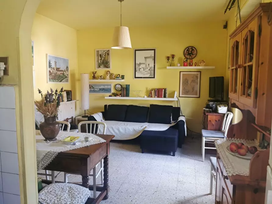 Immagine 4 di Appartamento in vendita  in PIAZZA DANTE ALIGHIERI a Borgo San Lorenzo