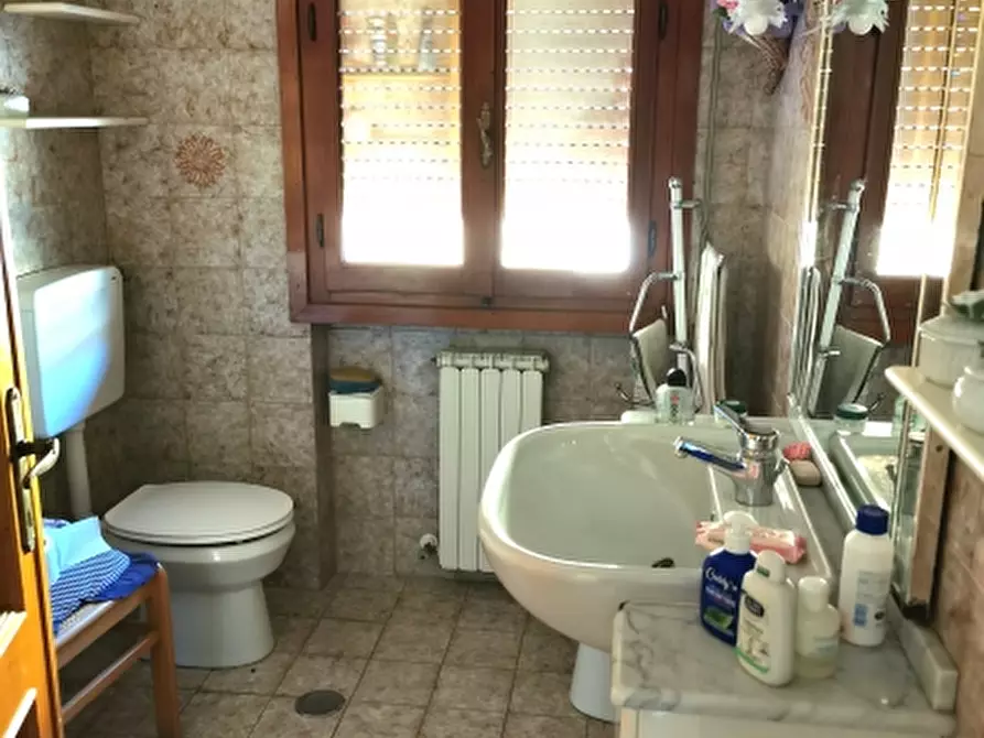 Immagine 6 di Appartamento in vendita  in PIAZZA DANTE ALIGHIERI 54 a Borgo San Lorenzo