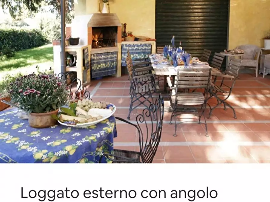 Immagine 1 di Villa in vendita  in PIAZZA DANTE ALIGHIERI a Borgo San Lorenzo