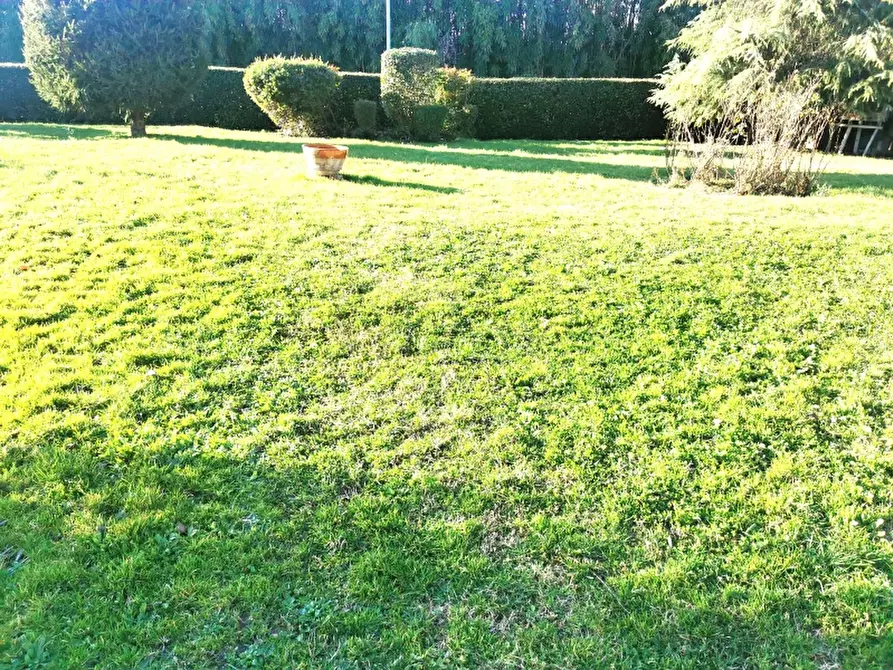 Immagine 1 di Villa in vendita  in PIAZZA DANTE ALIGHIERI a Borgo San Lorenzo