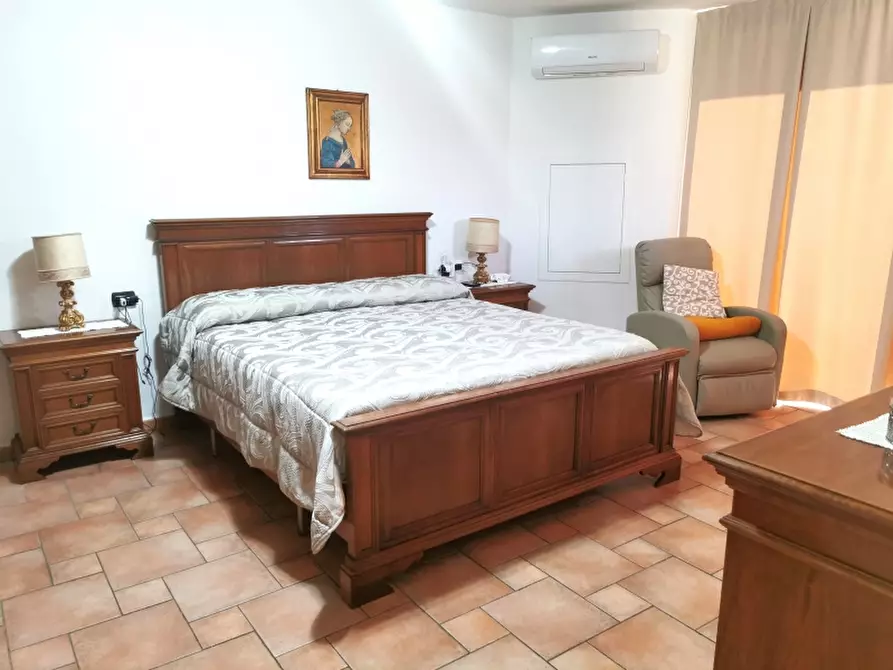 Immagine 12 di Villa in vendita  in PIAZZA DANTE ALIGHIERI a Borgo San Lorenzo