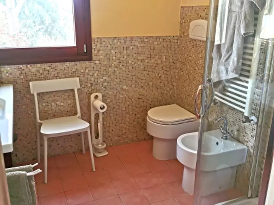 Immagine 16 di Villa in vendita  in PIAZZA DANTE ALIGHIERI a Borgo San Lorenzo