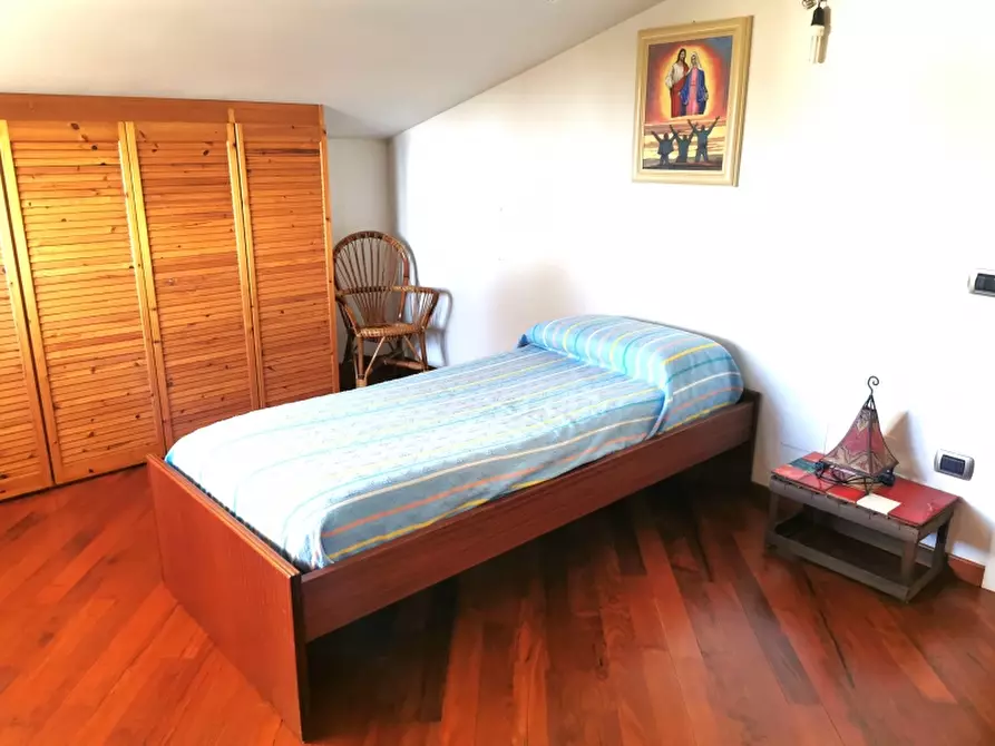 Immagine 20 di Villa in vendita  in PIAZZA DANTE ALIGHIERI a Borgo San Lorenzo