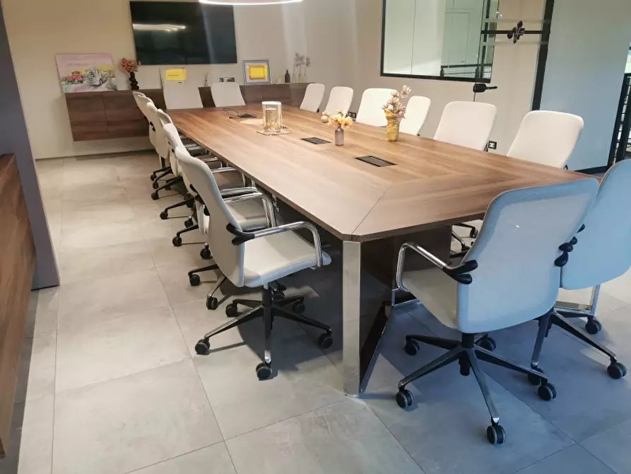 Immagine 2 di Locale commerciale in affitto  in PIAZZA DANTE ALIGHIERI a Borgo San Lorenzo