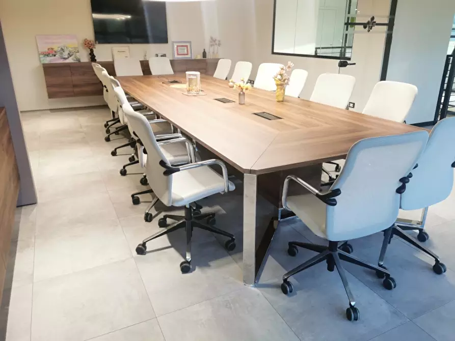 Immagine 4 di Locale commerciale in affitto  in PIAZZA DANTE ALIGHIERI a Borgo San Lorenzo