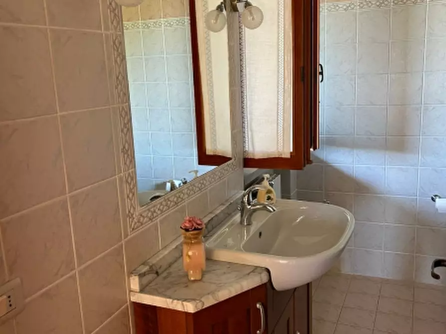 Immagine 8 di Terratetto in vendita  in PIAZZA DANTE ALIGHIERI a Borgo San Lorenzo