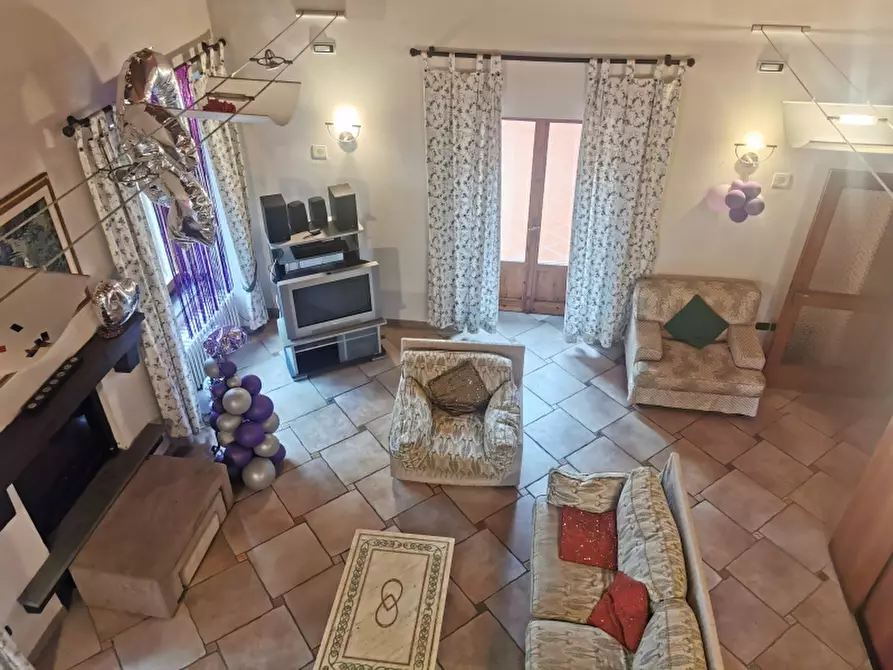 Immagine 2 di Villa in vendita  in PIAZZA DANTE ALIGHIERI a Borgo San Lorenzo