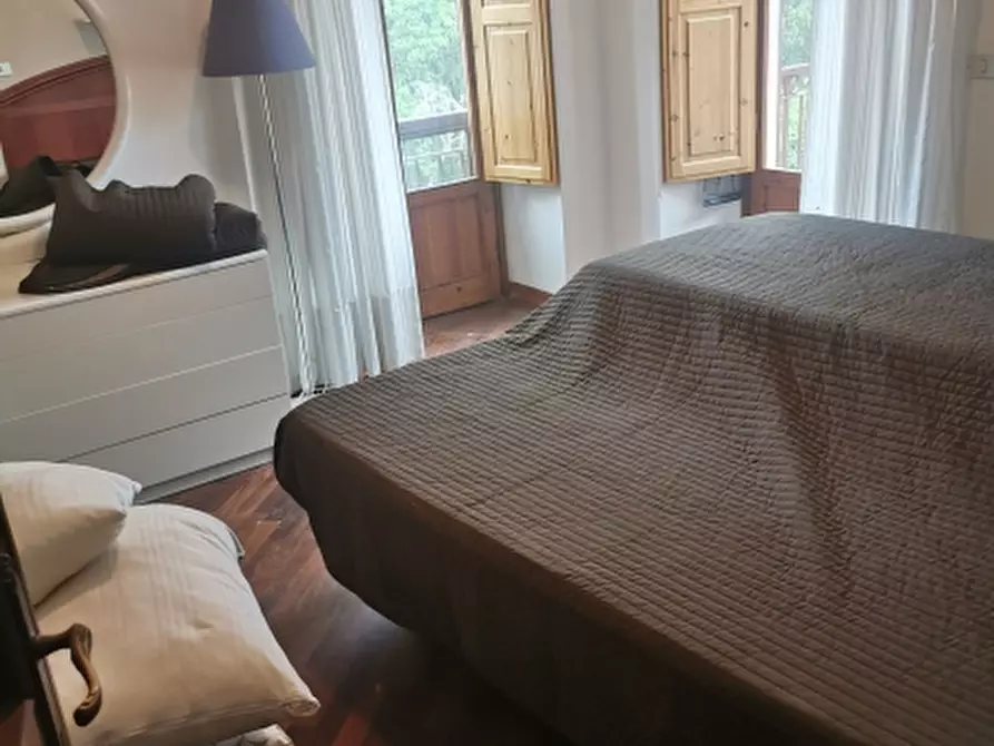 Immagine 20 di Villa in vendita  in PIAZZA DANTE ALIGHIERI a Borgo San Lorenzo