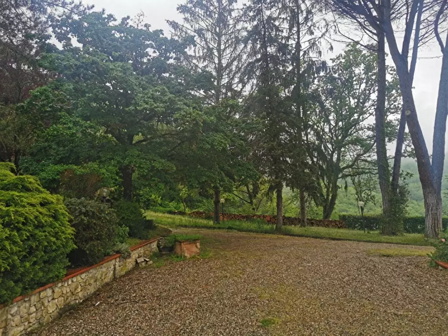 Immagine 22 di Villa in vendita  in PIAZZA DANTE ALIGHIERI a Borgo San Lorenzo