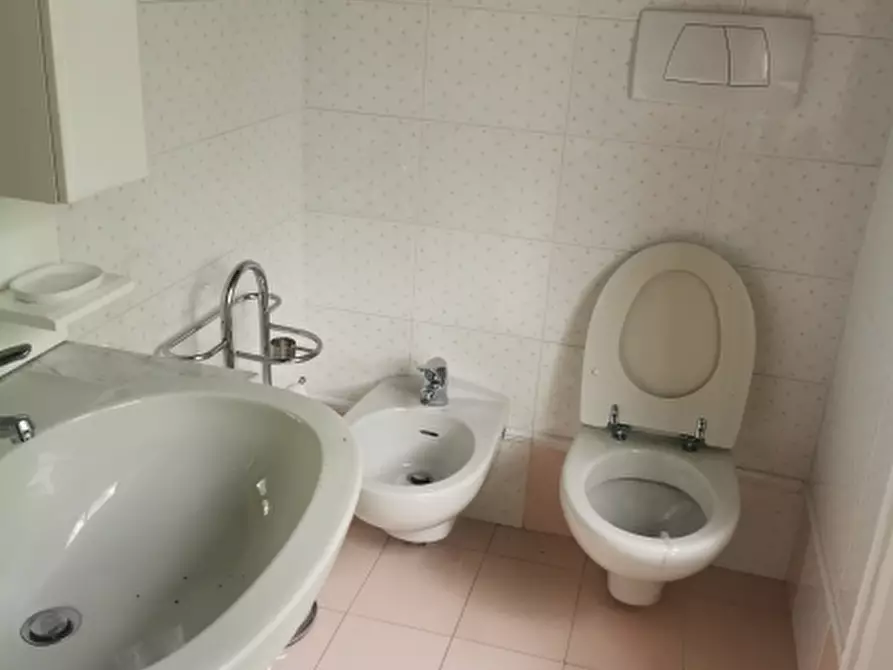 Immagine 9 di Villa in vendita  in PIAZZA DANTE ALIGHIERI a Borgo San Lorenzo