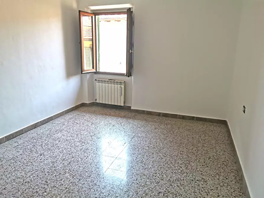 Immagine 9 di Appartamento in vendita  in PIAZZA DANTE 54 a Borgo San Lorenzo