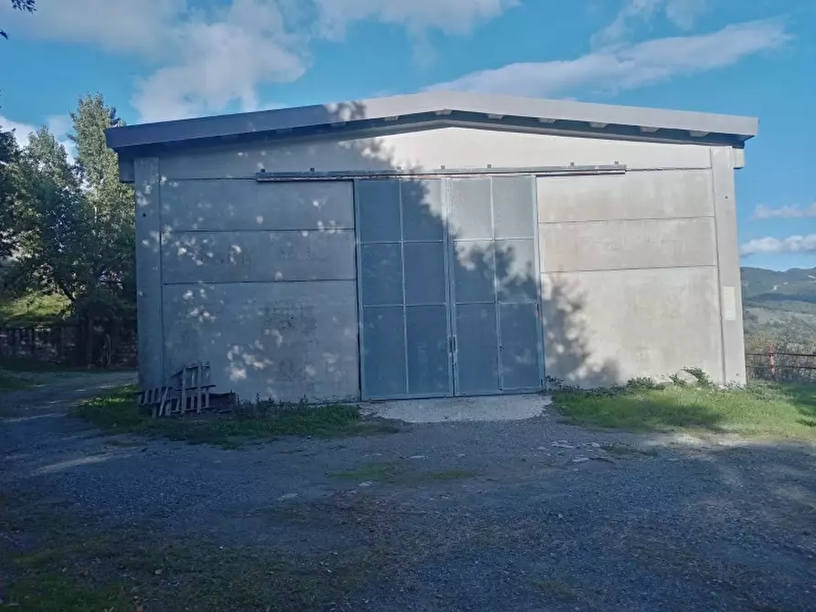 Immagine 2 di Azienda agricola in vendita  in PIAZZA DANTE ALIGHIERI a Firenzuola