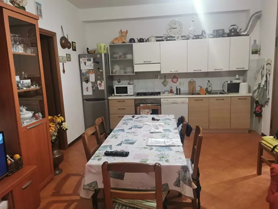 Immagine 3 di Appartamento in vendita  in VIA ROMA a Londa