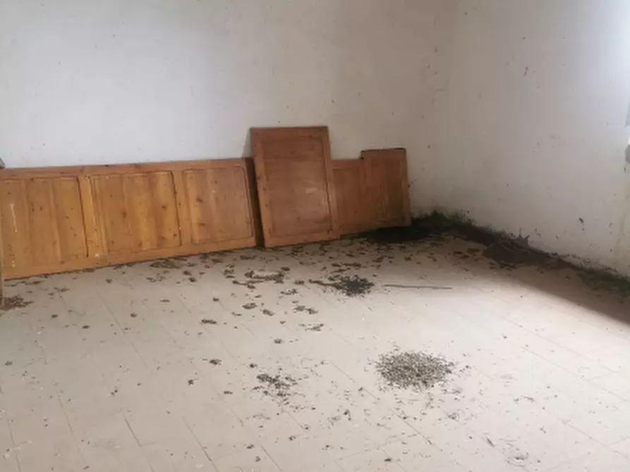 Immagine 14 di Casa colonica in vendita  in PIAZZA DANTE ALIGHIERI a Borgo San Lorenzo