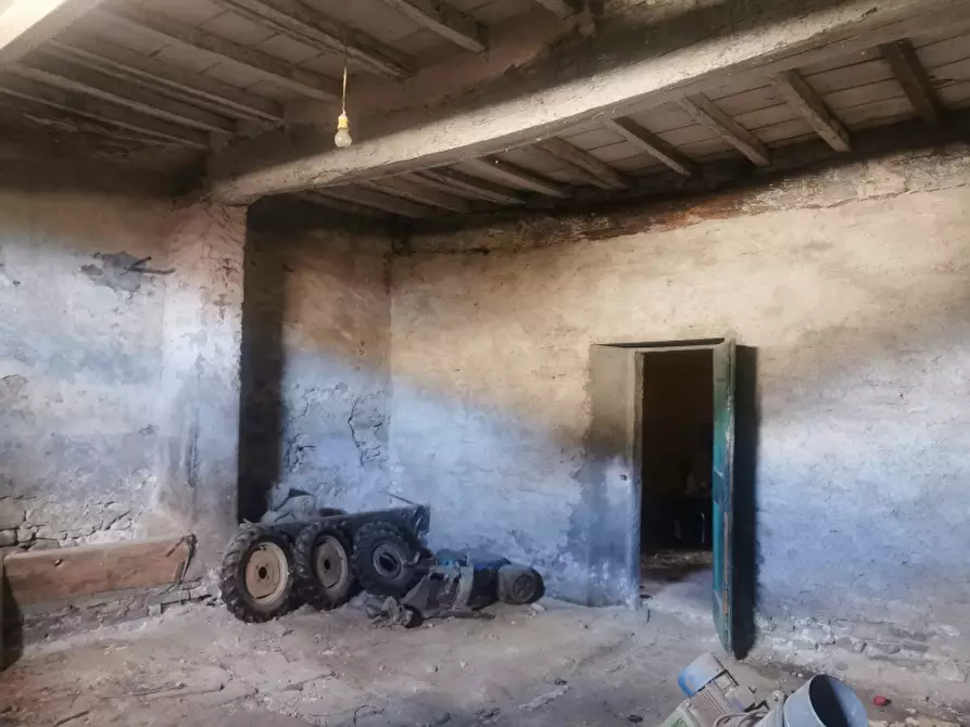 Immagine 22 di Casa colonica in vendita  in PIAZZA DANTE ALIGHIERI a Borgo San Lorenzo