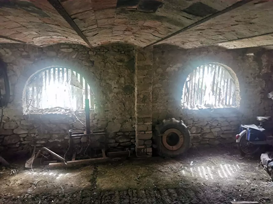 Immagine 27 di Casa colonica in vendita  in PIAZZA DANTE ALIGHIERI a Borgo San Lorenzo