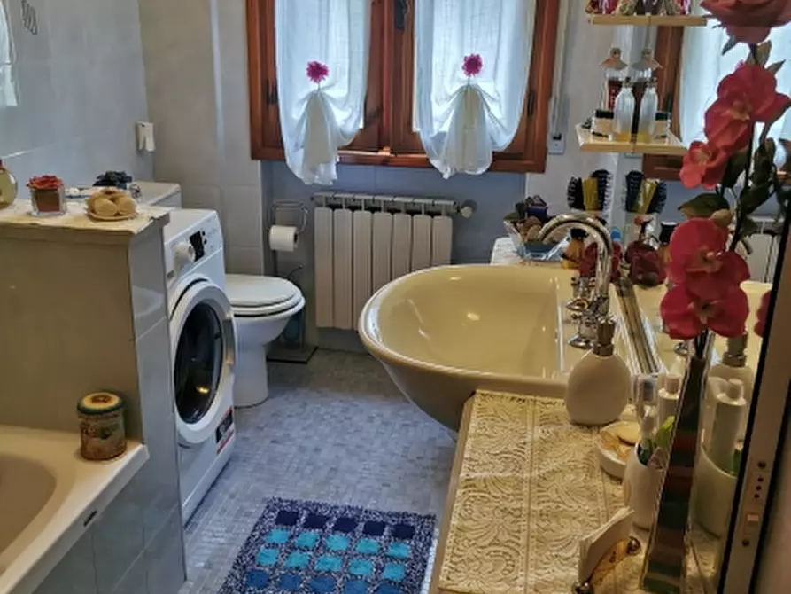 Immagine 10 di Appartamento in vendita  in PIAZZA DANTE ALIGHIERI a Vicchio