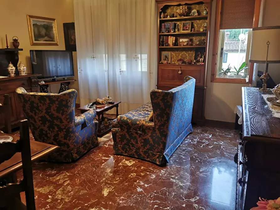 Immagine 3 di Appartamento in vendita  in PIAZZA DANTE ALIGHIERI a Vicchio