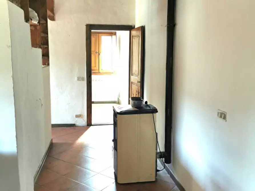 Immagine 3 di Appartamento in vendita  in PIAZZA DANTE ALIGHIERI a Vaglia