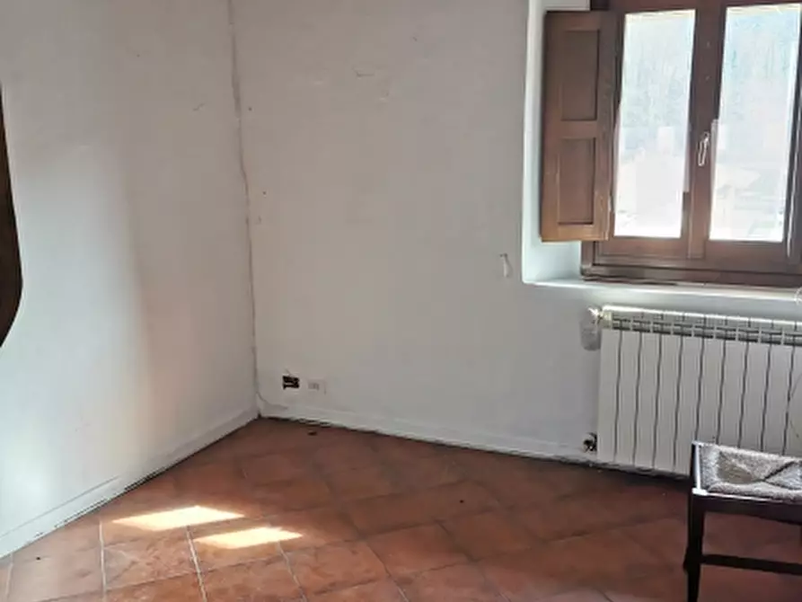 Immagine 4 di Appartamento in vendita  in PIAZZA DANTE ALIGHIERI a Vaglia