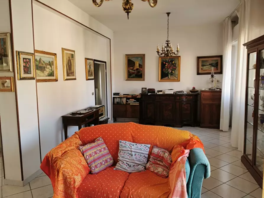 Immagine 2 di Appartamento in vendita  in PIAZZA DANTE ALIGHIERI a Borgo San Lorenzo