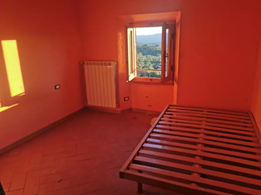 Immagine 11 di Casa colonica in vendita  in PIAZZA DANTE ALIGHIERI a Reggello