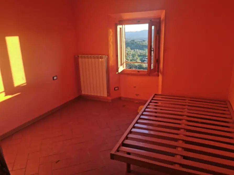 Immagine 13 di Casa colonica in vendita  in PIAZZA DANTE ALIGHIERI a Reggello