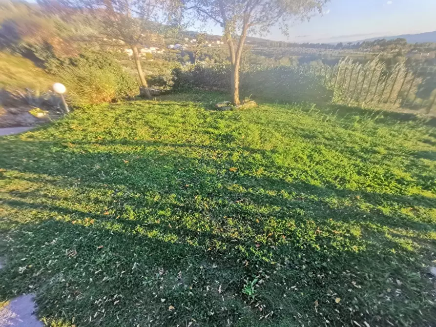 Immagine 4 di Casa colonica in vendita  in PIAZZA DANTE ALIGHIERI a Reggello