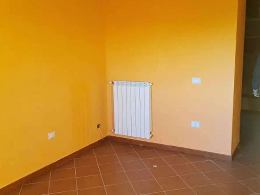 Immagine 5 di Casa colonica in vendita  in PIAZZA DANTE ALIGHIERI a Reggello