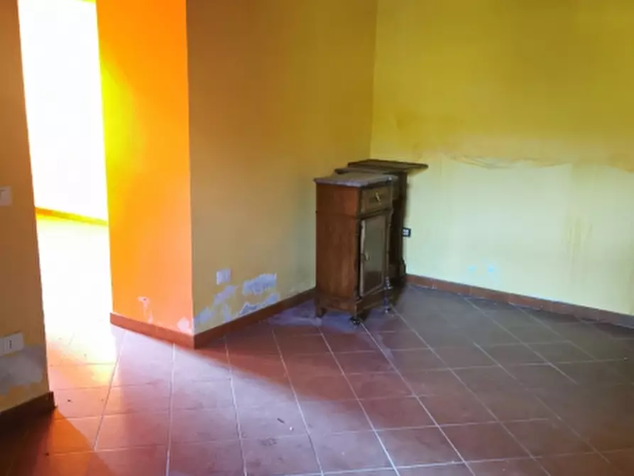 Immagine 7 di Casa colonica in vendita  in PIAZZA DANTE ALIGHIERI a Reggello