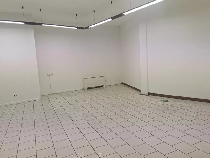 Immagine 2 di Capannone industriale in vendita  in PIAZZA DANTE ALIGHIERI a Borgo San Lorenzo