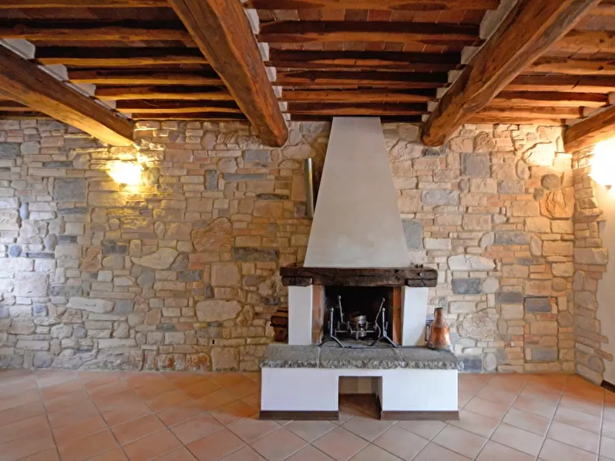 Immagine 3 di Casa colonica in vendita  in Via MOZZETE, 50038 Scarperia e San Piero FI, a Scarperia E San Piero