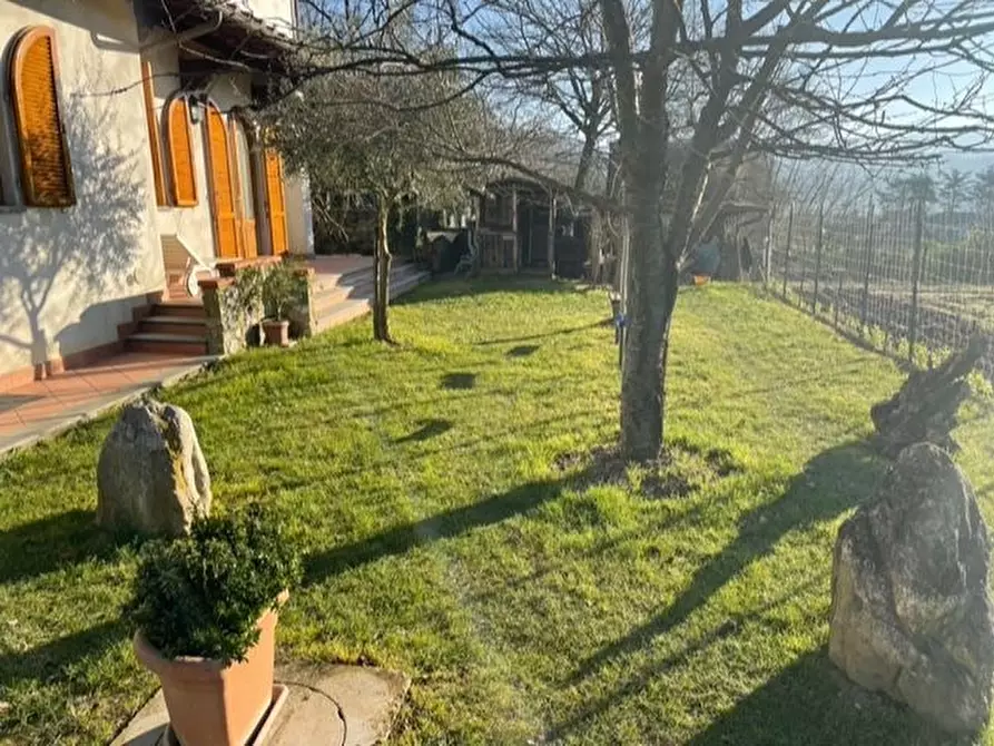 Immagine 1 di Villa in vendita  in PIAZZA DANTE ALIGHIERI a Vicchio