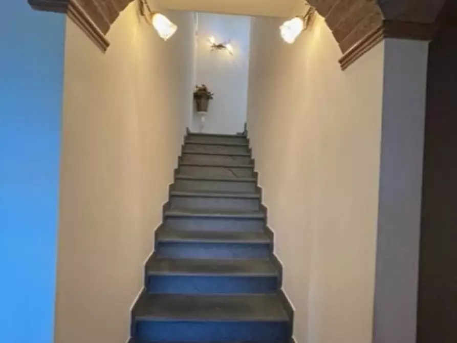 Immagine 18 di Villa in vendita  in PIAZZA DANTE ALIGHIERI a Vicchio