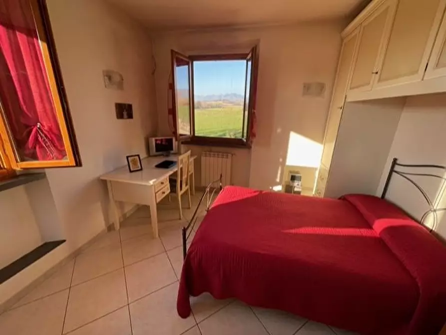 Immagine 10 di Villa in vendita  in PIAZZA DANTE ALIGHIERI a Vicchio