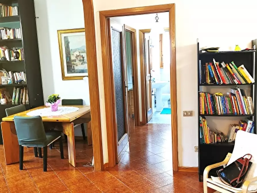Immagine 3 di Appartamento in vendita  in VIA CAMPORELLA a Sesto Fiorentino