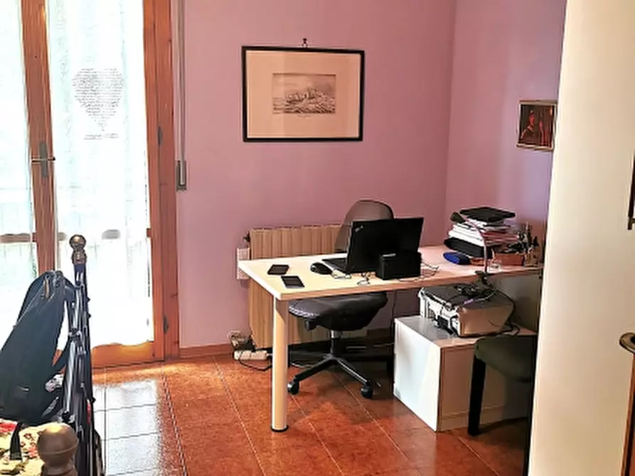 Immagine 8 di Appartamento in vendita  in VIA CAMPORELLA a Sesto Fiorentino