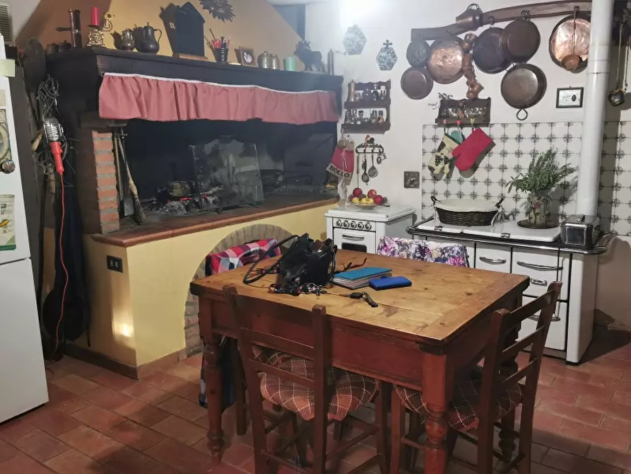 Immagine 10 di Casa colonica in vendita  in PIAZZA DANTE ALIGHIERI a Borgo San Lorenzo