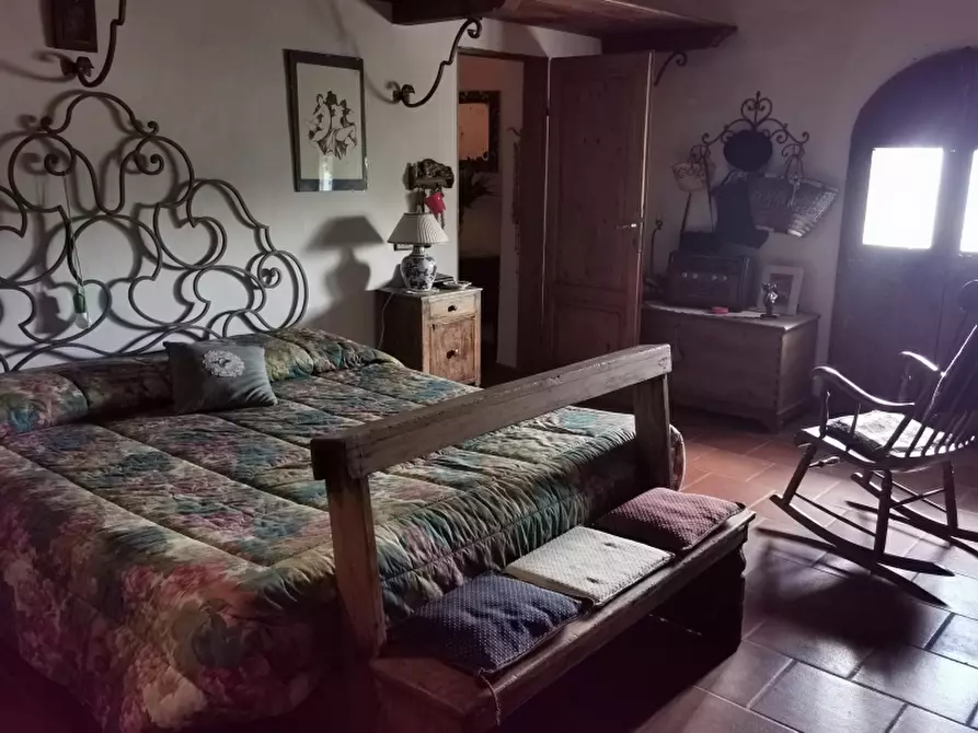 Immagine 19 di Casa colonica in vendita  in PIAZZA DANTE ALIGHIERI a Borgo San Lorenzo