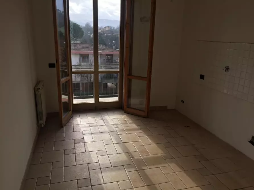 Immagine 3 di Appartamento in vendita  in PIAZZA DANTE ALIGHIERI a Borgo San Lorenzo