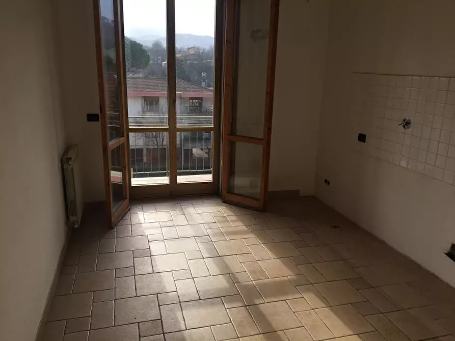 Immagine 5 di Appartamento in vendita  in PIAZZA DANTE ALIGHIERI a Borgo San Lorenzo