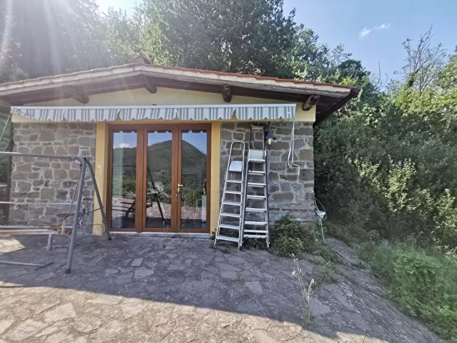 Immagine 7 di Casa colonica in vendita  in PIAZZA DANTE ALIGHIERI a Borgo San Lorenzo