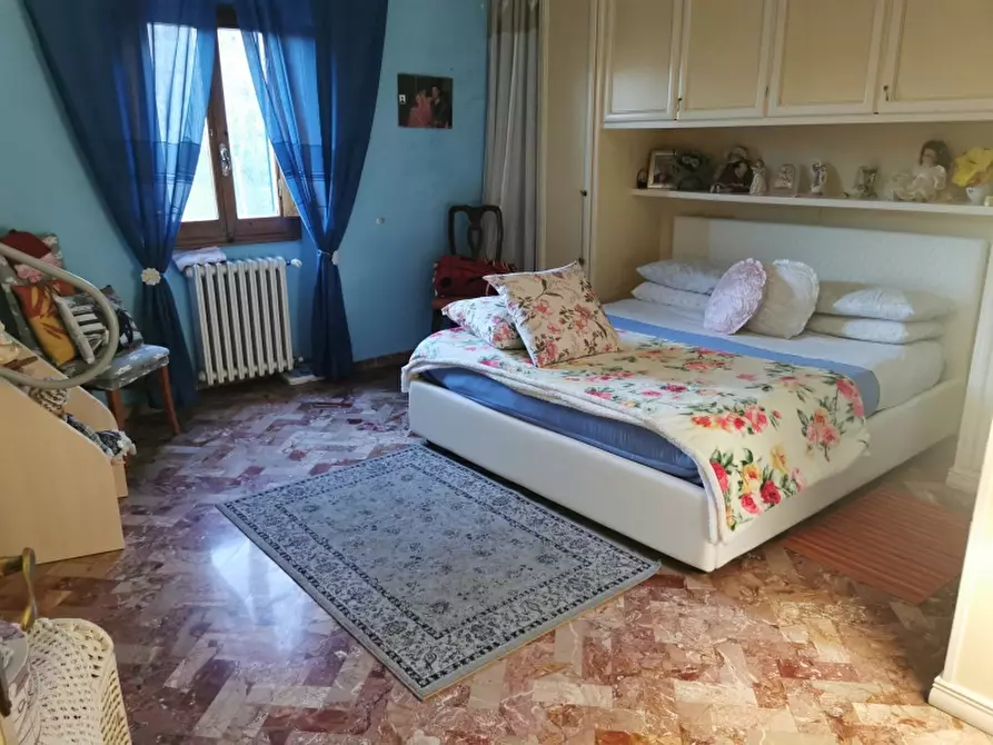 Immagine 9 di Appartamento in vendita  in PIAZZA DANTE ALIGHIERI a Borgo San Lorenzo