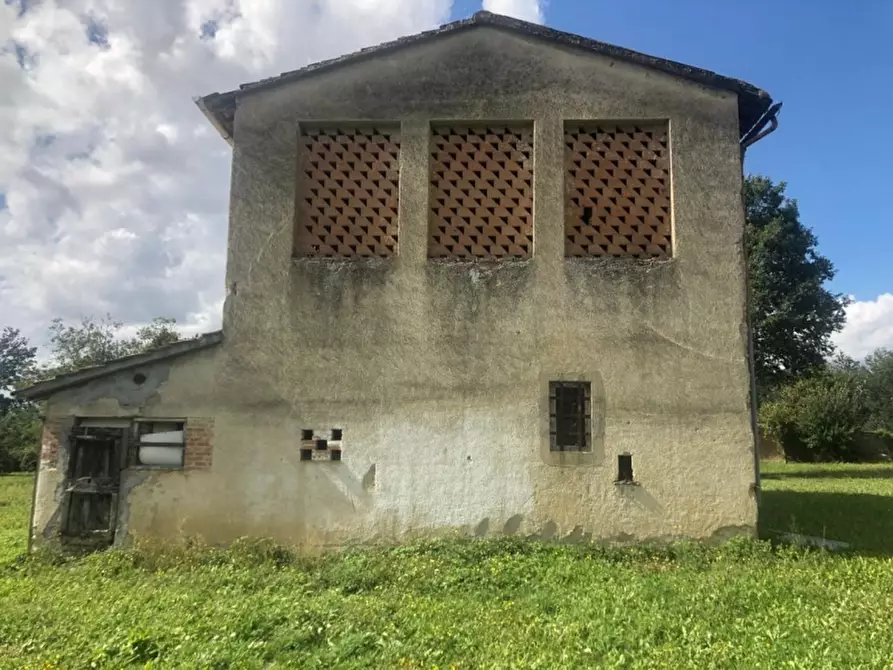 Immagine 1 di Casa colonica in vendita  in Via Roma, 50038 Scarperia e San Piero FI, Italia a Scarperia E San Piero
