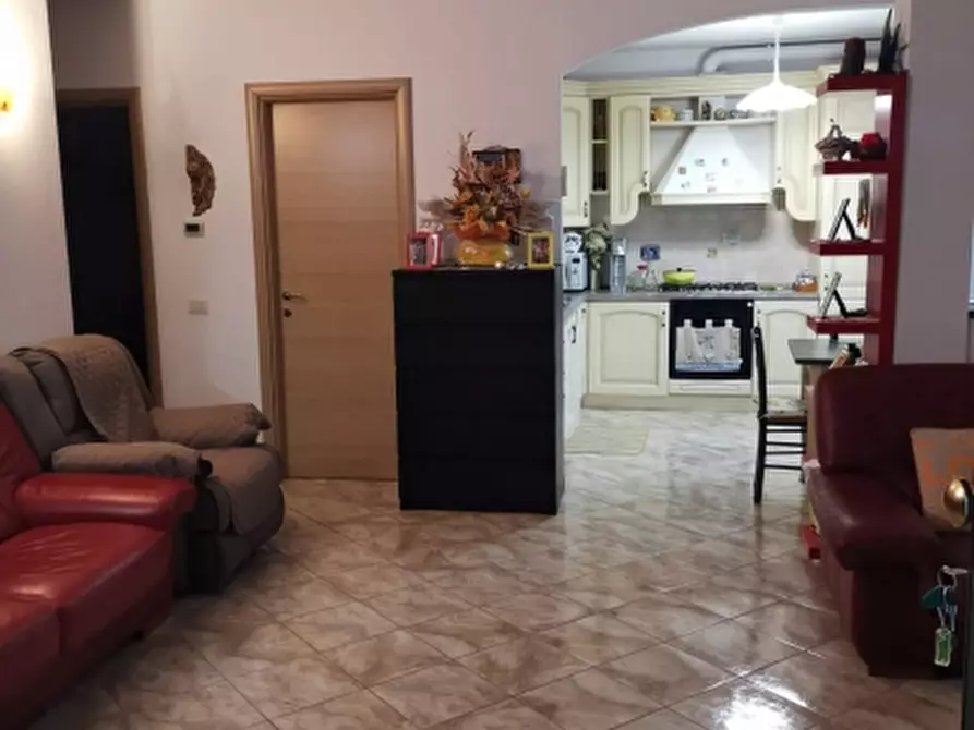 Immagine 1 di Appartamento in vendita  in PIAZZA DANTE ALIGHIERI a Scarperia E San Piero