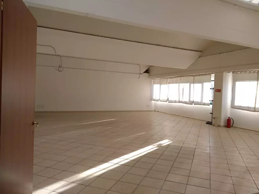 Immagine 5 di Capannone industriale in vendita  a Barberino Di Mugello