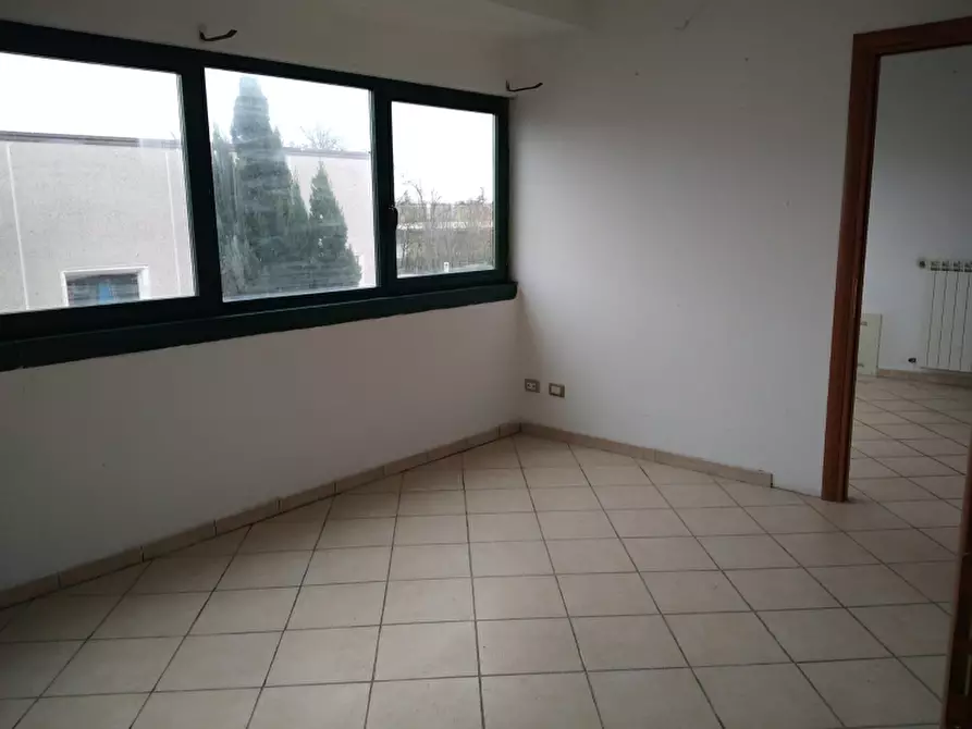 Immagine 8 di Capannone industriale in vendita  a Barberino Di Mugello