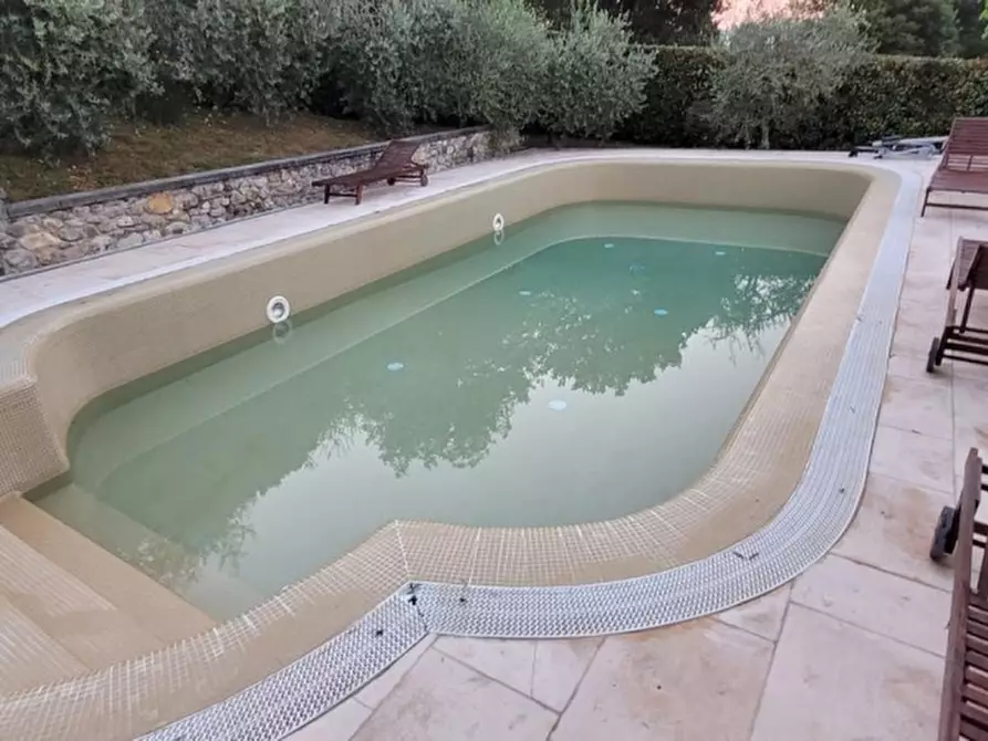 Immagine 3 di Casa colonica in vendita  in PIAZZA DANTE ALIGHIERI a Borgo San Lorenzo