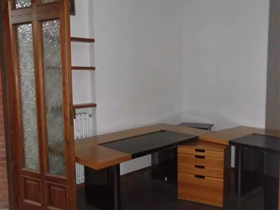 Immagine 5 di Locale commerciale in affitto  a Borgo San Lorenzo